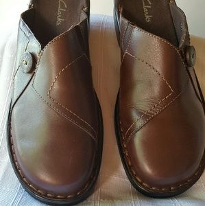 Clarks Leather Clog Slip On